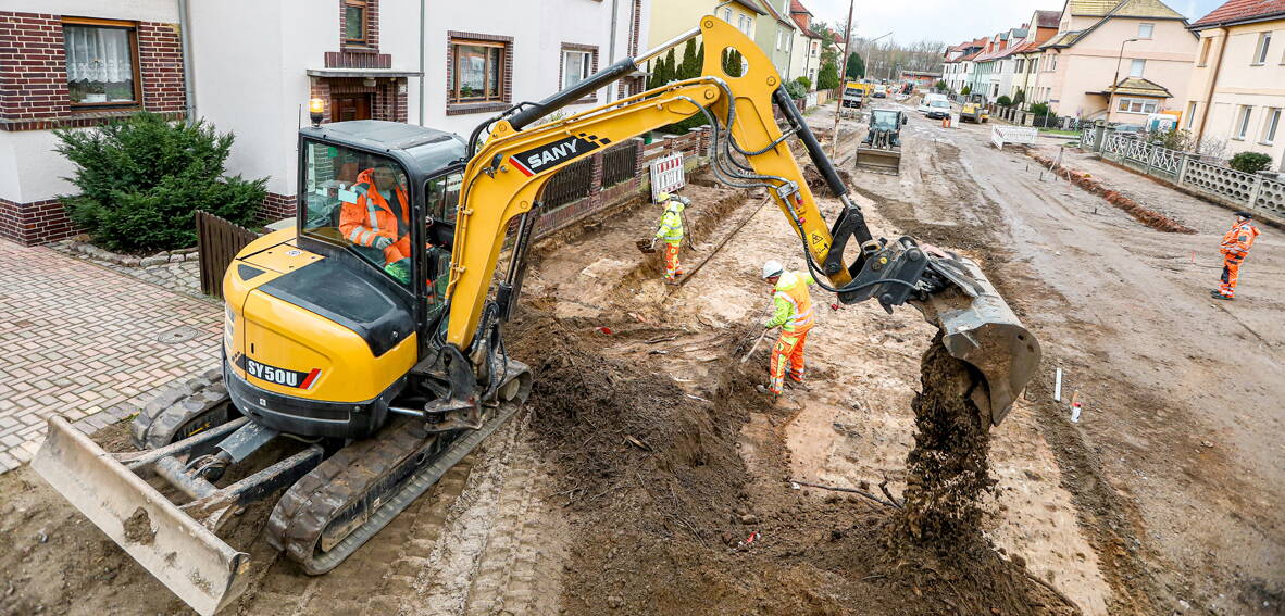 SANY Bagger Mini-Bagger Minibagger Sany SY50U auf Baustelle